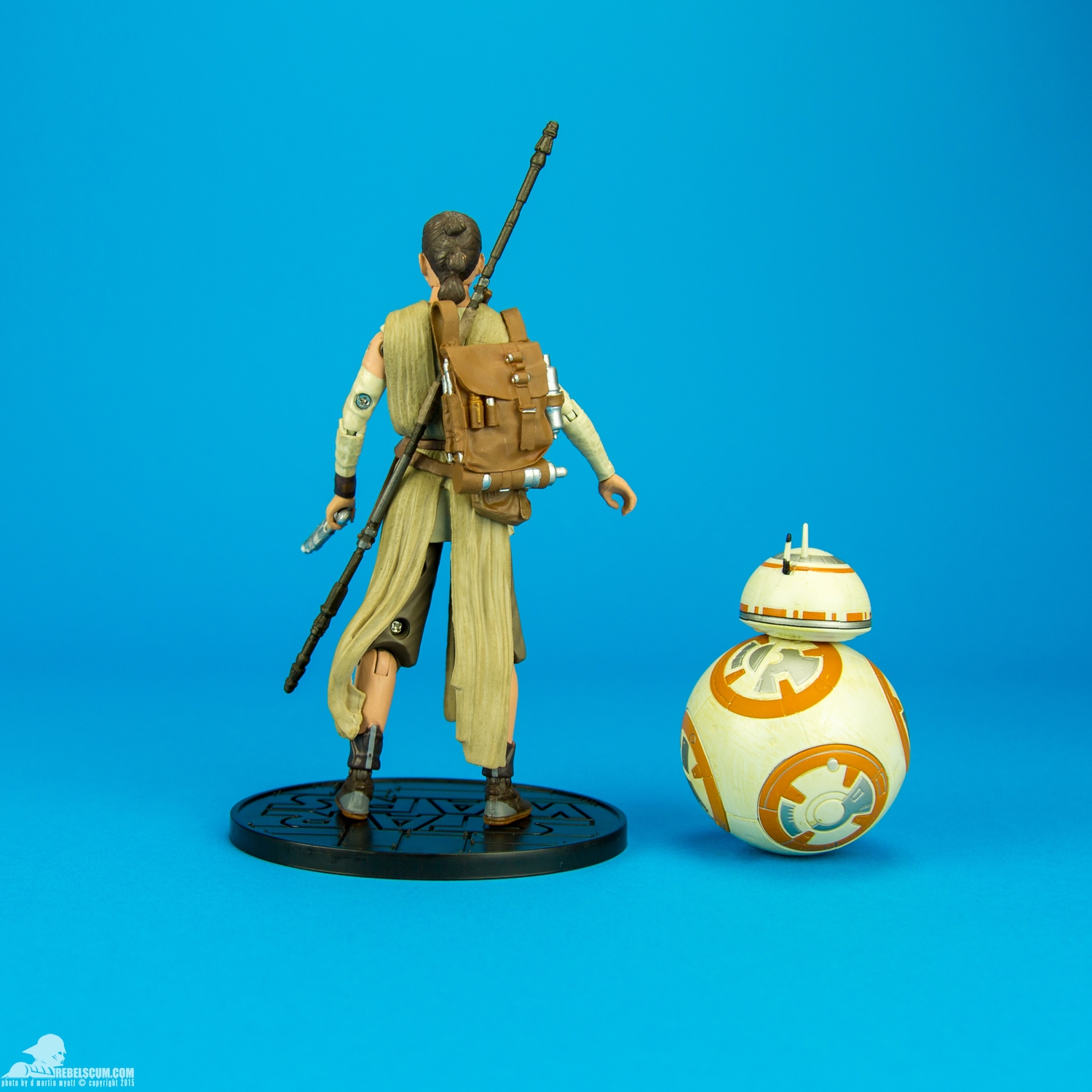 Rey-and-BB-8-Disney-Stores-Elite-Series-Diecast-Figure-004.jpg