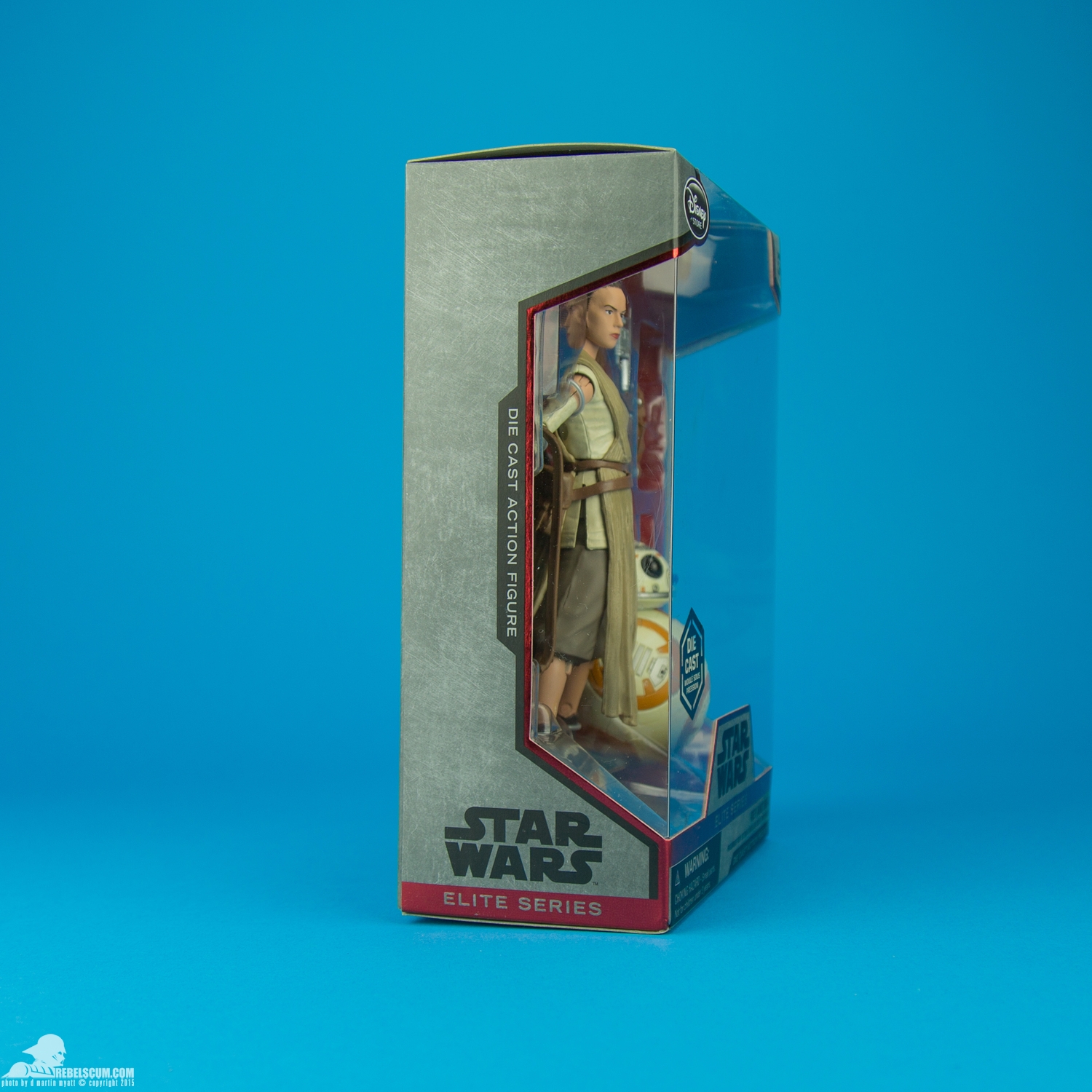 Rey-and-BB-8-Disney-Stores-Elite-Series-Diecast-Figure-008.jpg