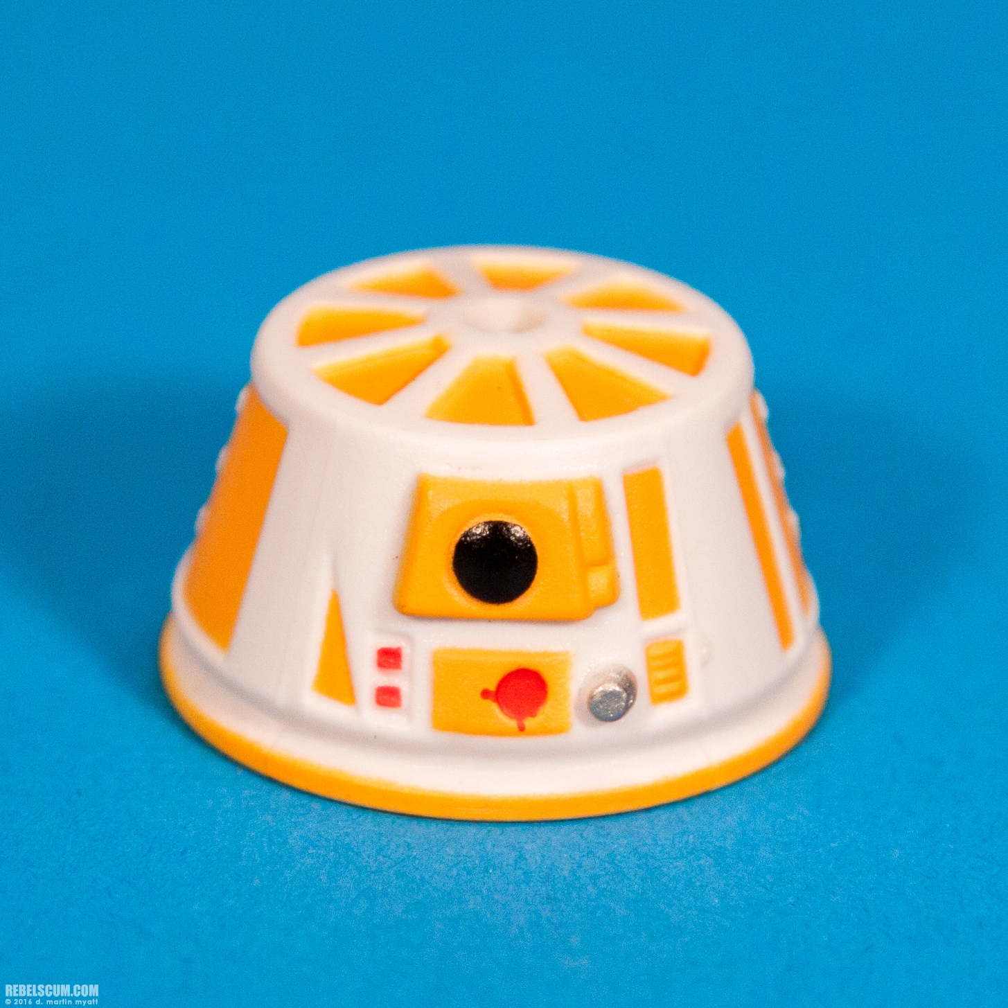 Disney-Parks-2012-Droid-Factory-Wave-2-001.jpg