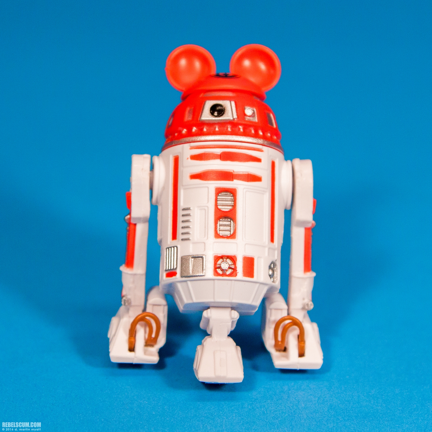 Disney-Parks-2012-Droid-Factory-Wave-2-019.jpg