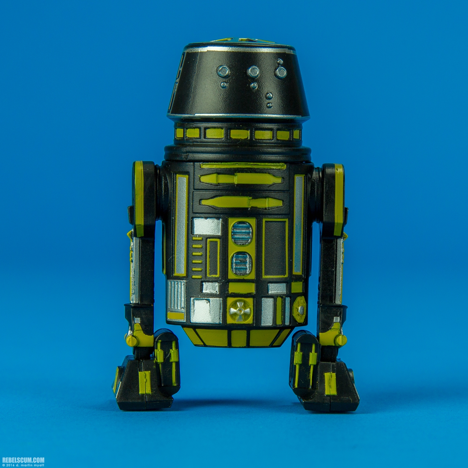 R5-M4-Disney-Parks-Droid-Factory-2016-005.jpg