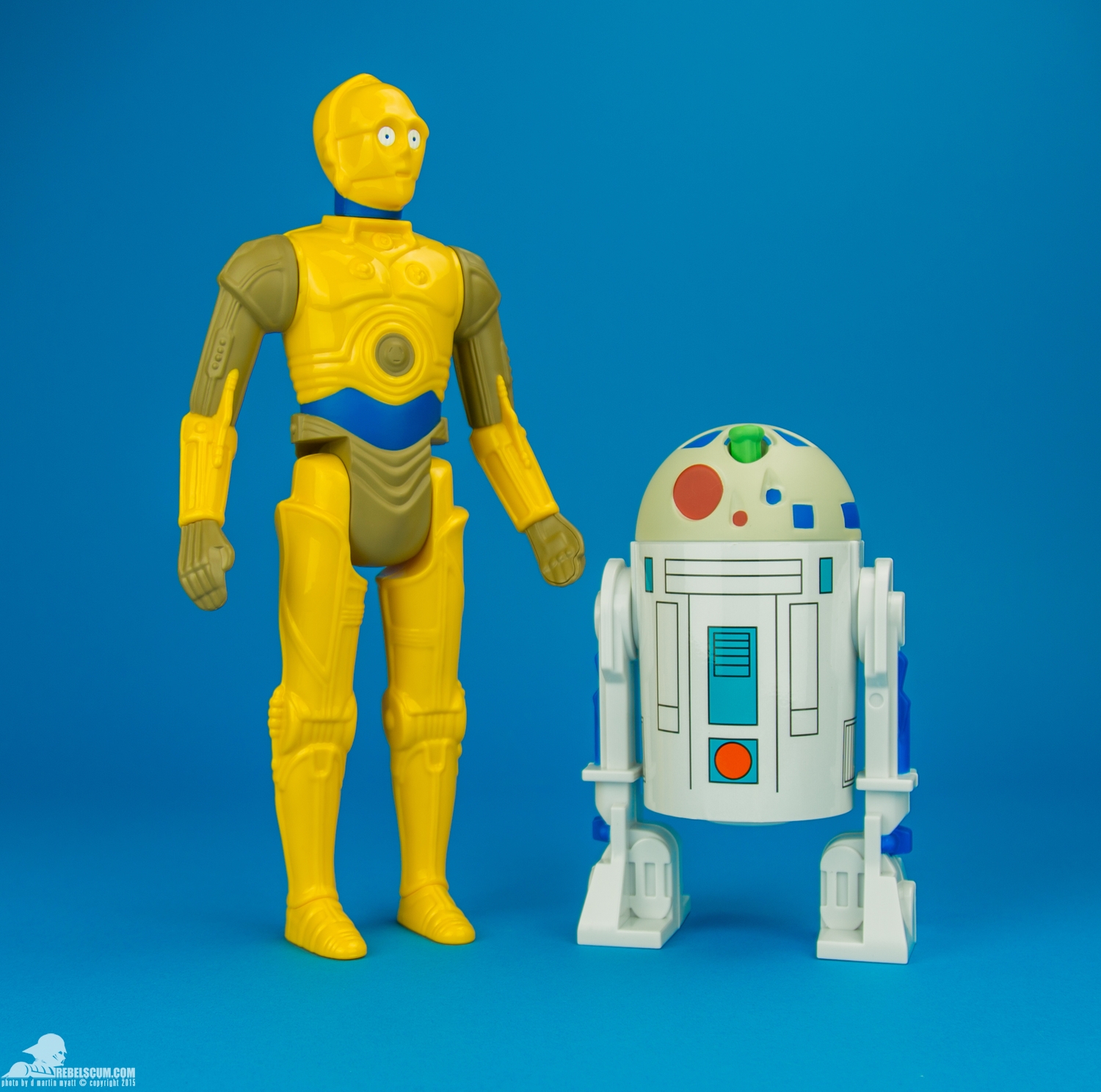 Artoo-Detoo-R2-D2-Droids-Jumbo-Kenner-2015-SDCC-009.jpg