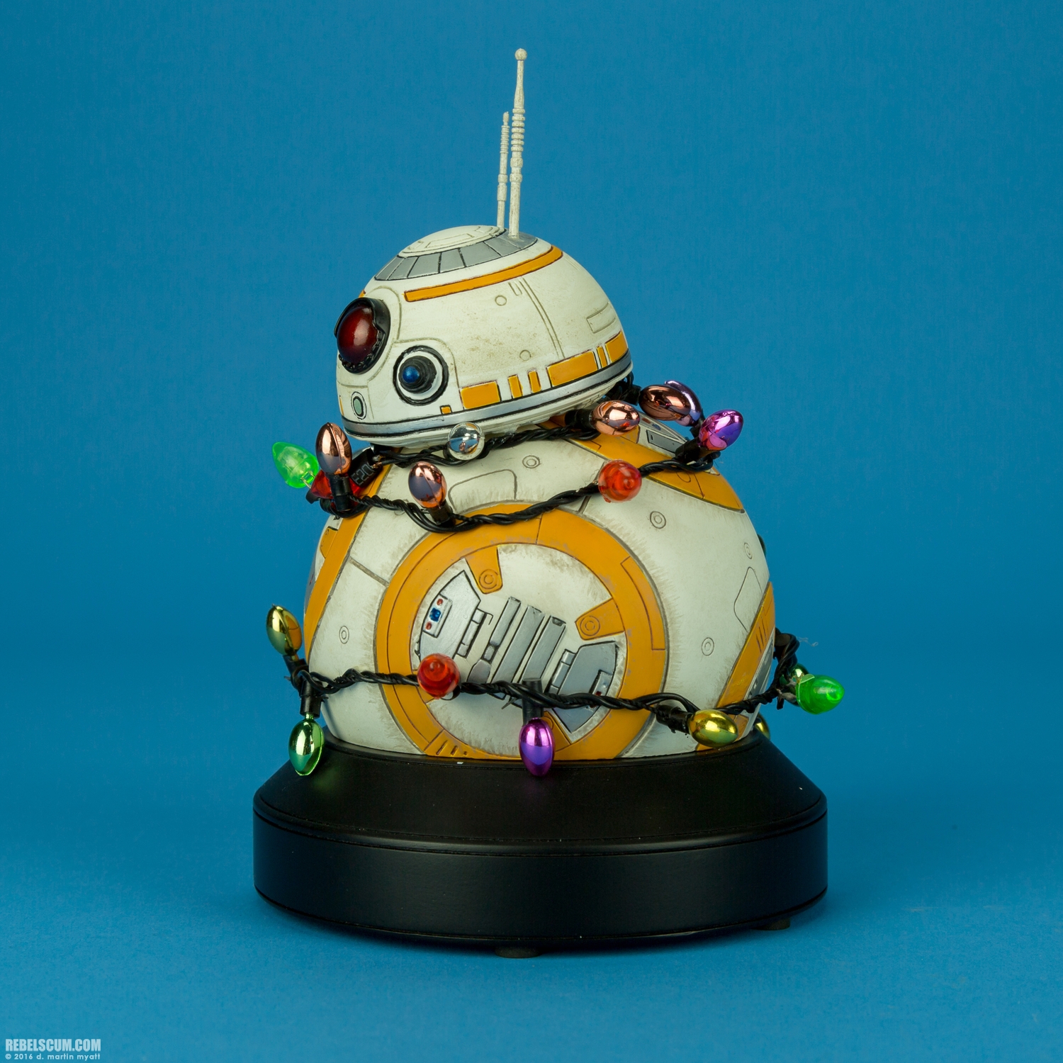 BB-8-2016-Holiday-Gift-Mini-Bust-Gentle-Giant-Ltd-003.jpg