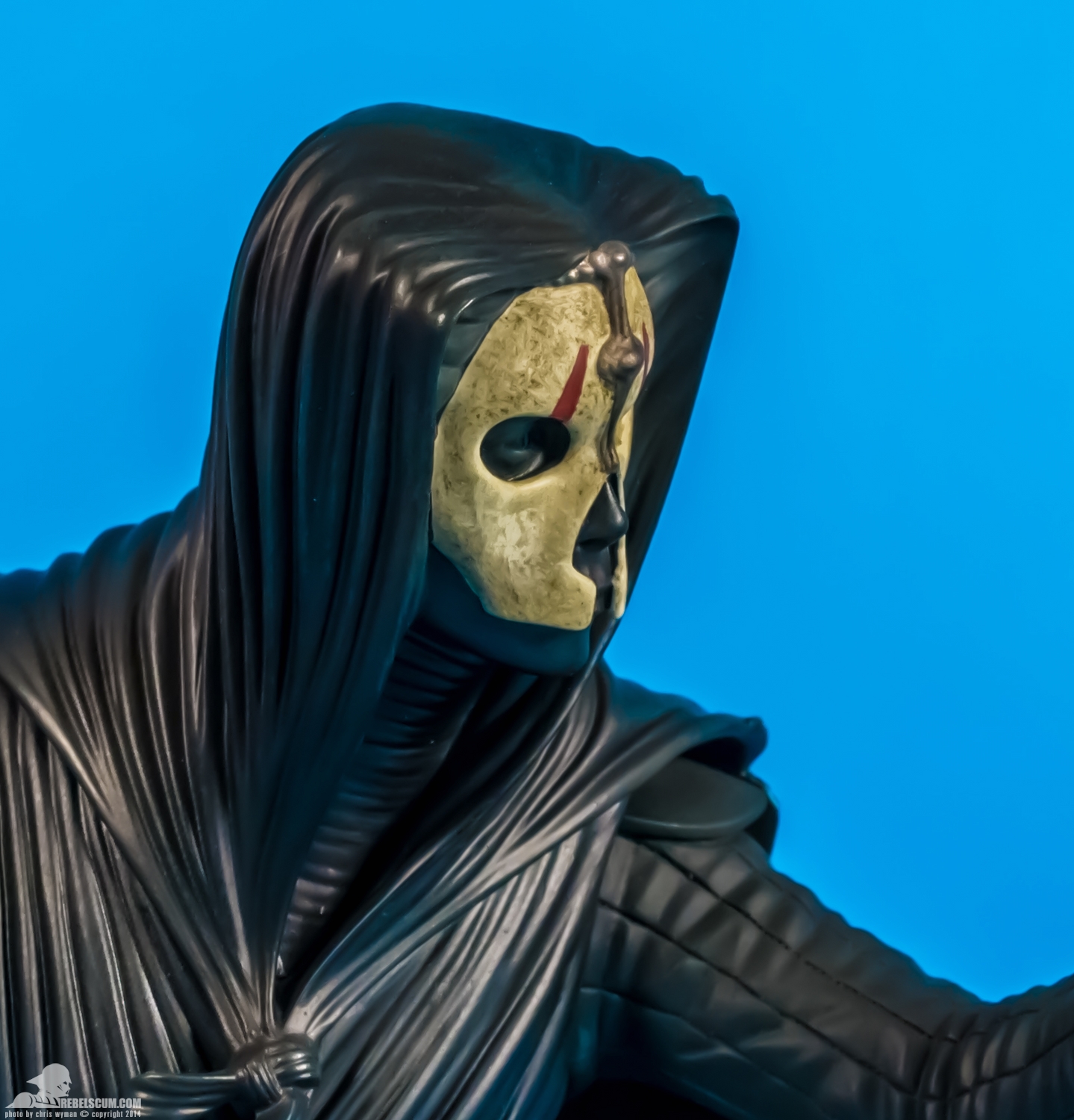 Darth-Nihilus-PBM-Exclusive-Mini-Bust-Gentle-Giant-LTD-006.jpg