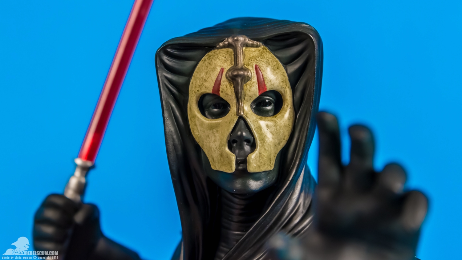 Darth-Nihilus-PBM-Exclusive-Mini-Bust-Gentle-Giant-LTD-012.jpg