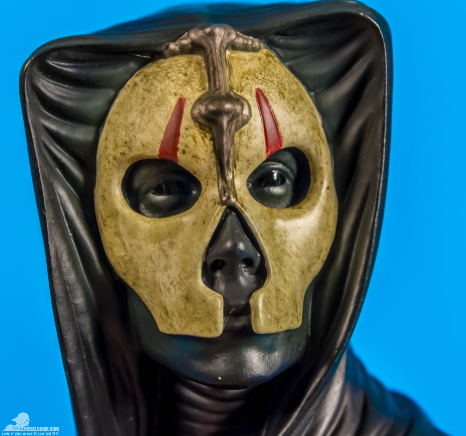 Darth-Nihilus-PBM-Exclusive-Mini-Bust-Gentle-Giant-LTD-013.jpg