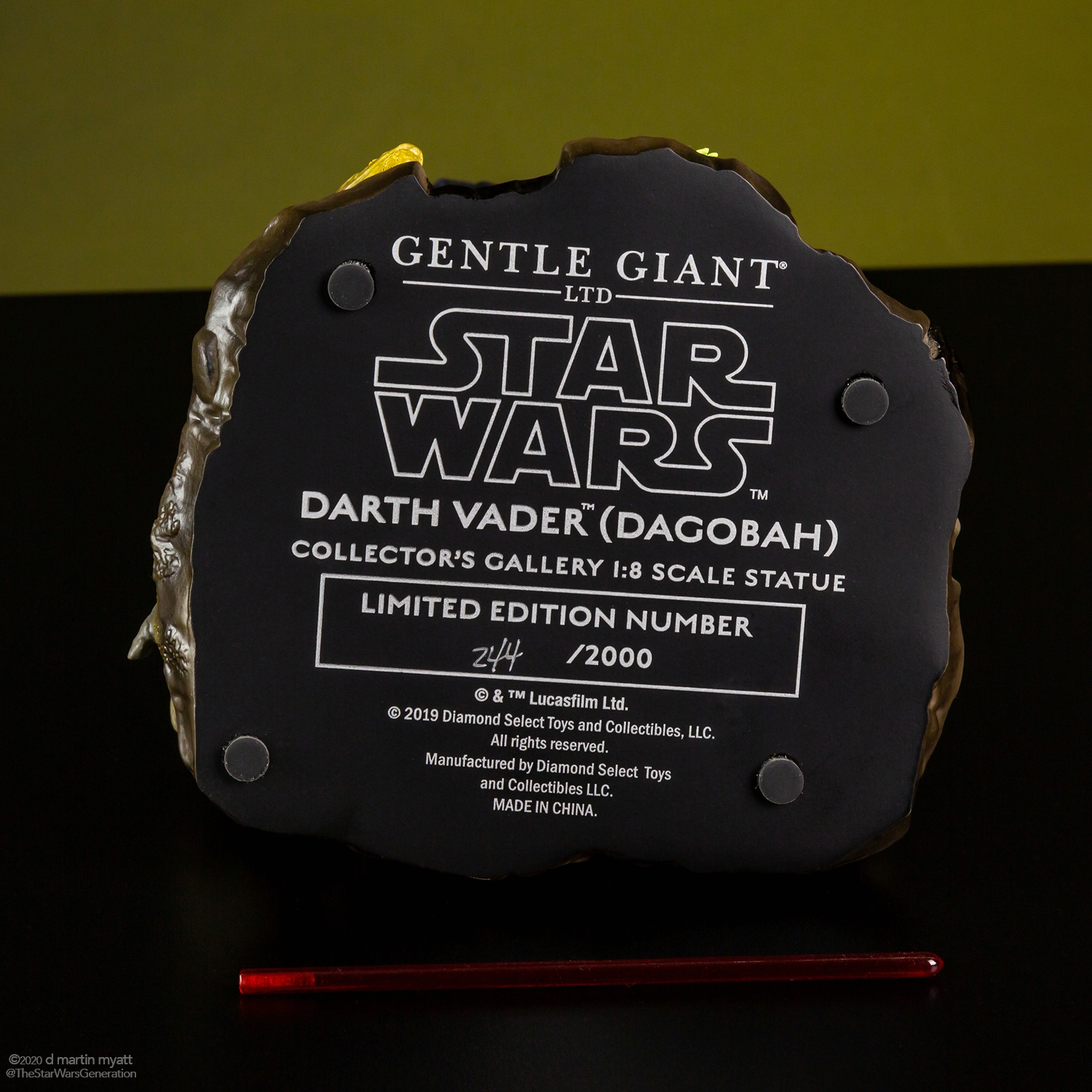 Darth-Vader-Dagobah-Statue-Gentle-Giant-006.jpg