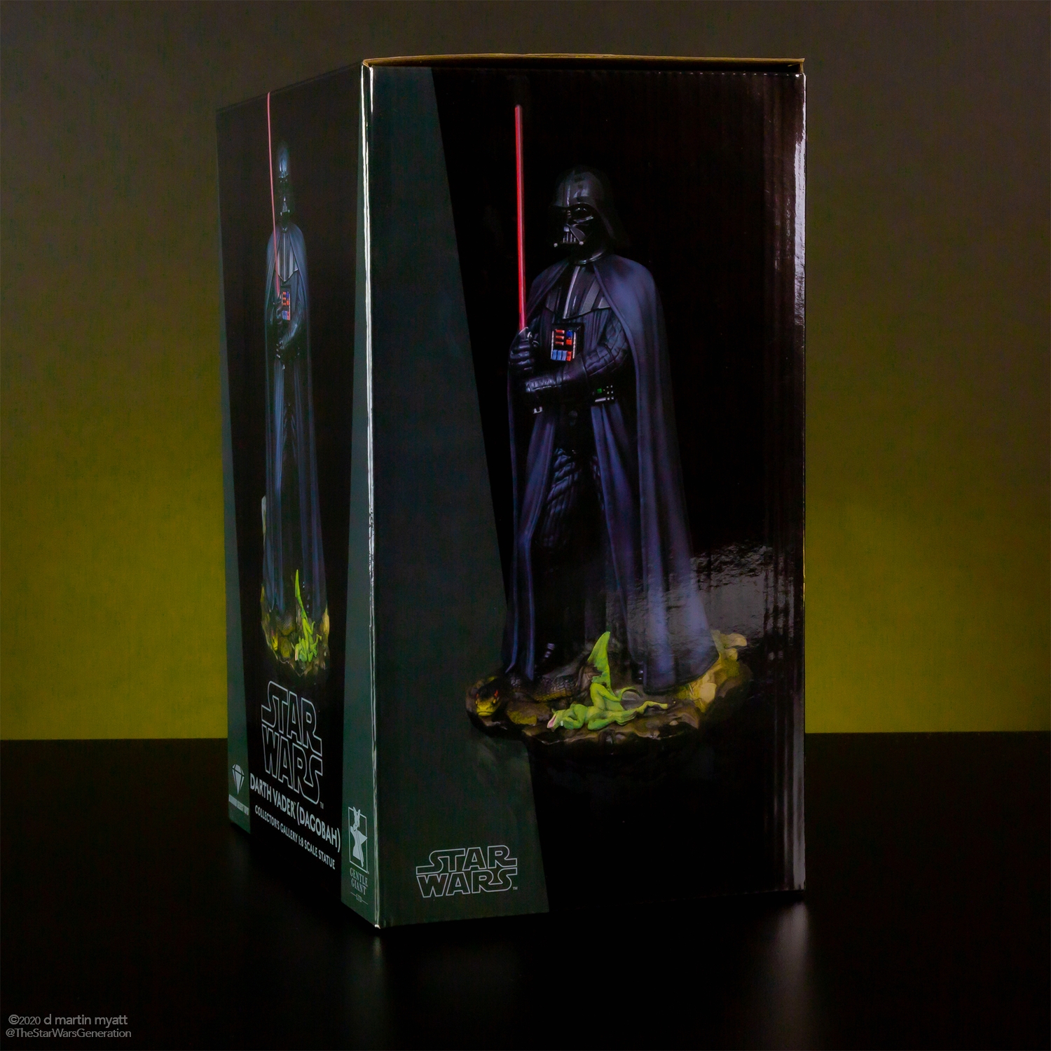 Darth-Vader-Dagobah-Statue-Gentle-Giant-011.jpg