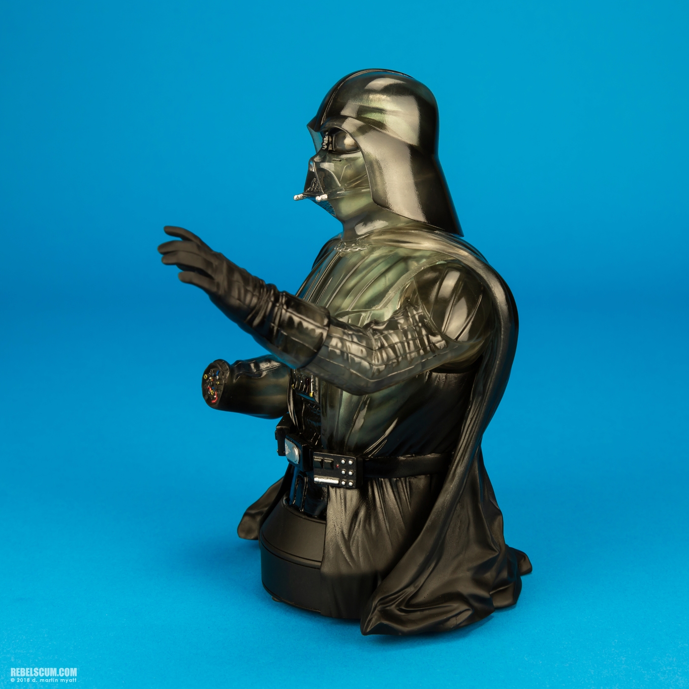 Darth-Vader-Emperors-Wrath-Mini-Bust-Gentle-Giant-003.jpg