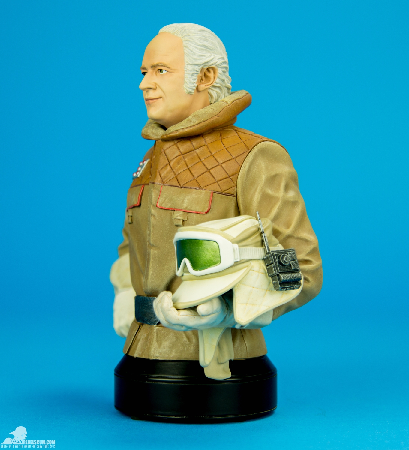 General-McQuarrie-Mini-Bust-Gentle-Giant-003.jpg