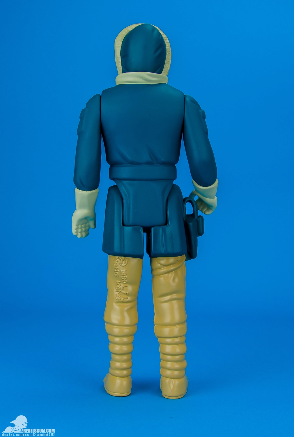 Han-Solo-Hoth-Outfit-Gentle-Giant-Ltd-Jumbo-Kenner-004.jpg