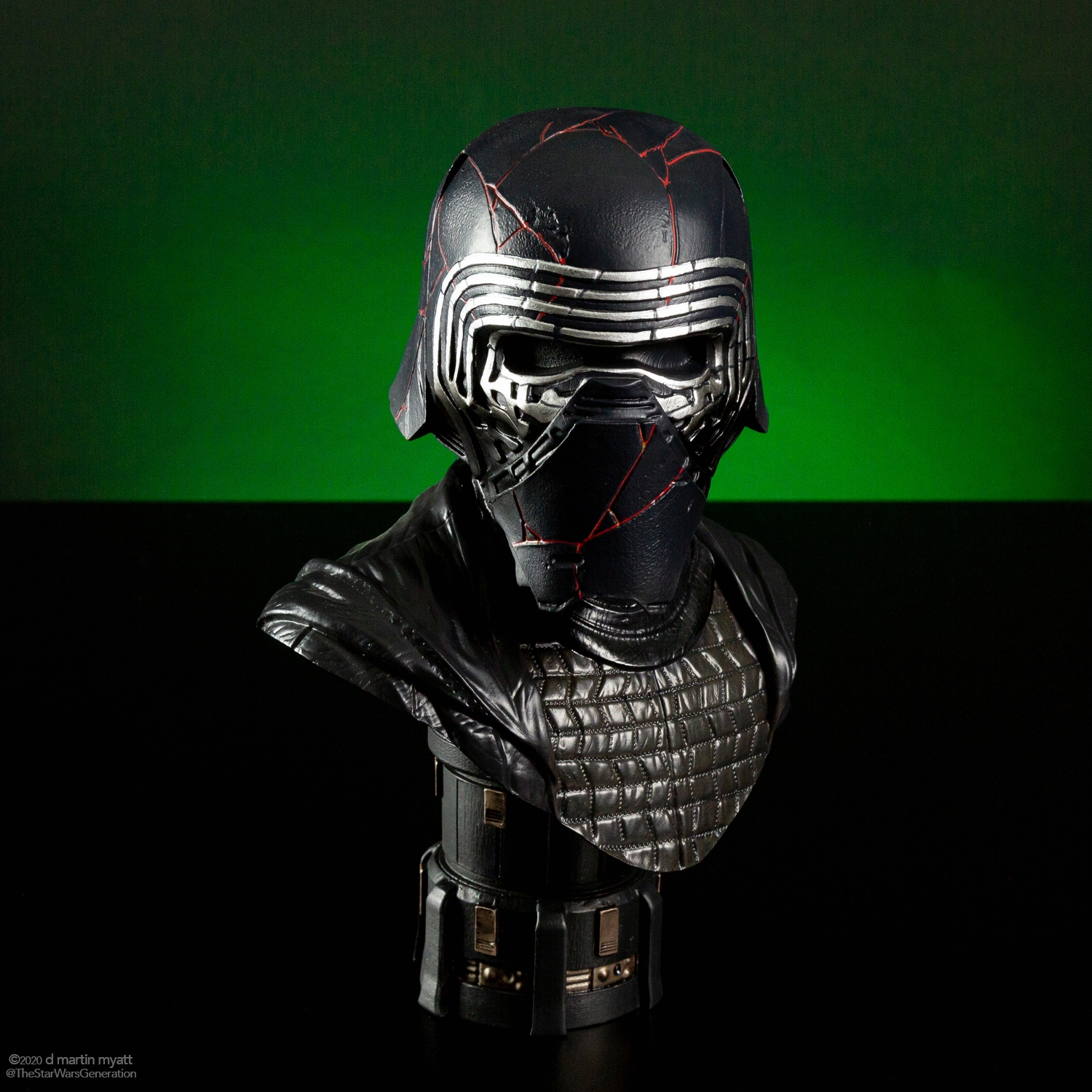 Kylo-Ren-Legends-in-3-Dimensions-Gentle-Giant-001.jpg