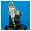 Padme-Amidala-Snowbunny-Statue-Gentle-Giant-Ltd-001.jpg