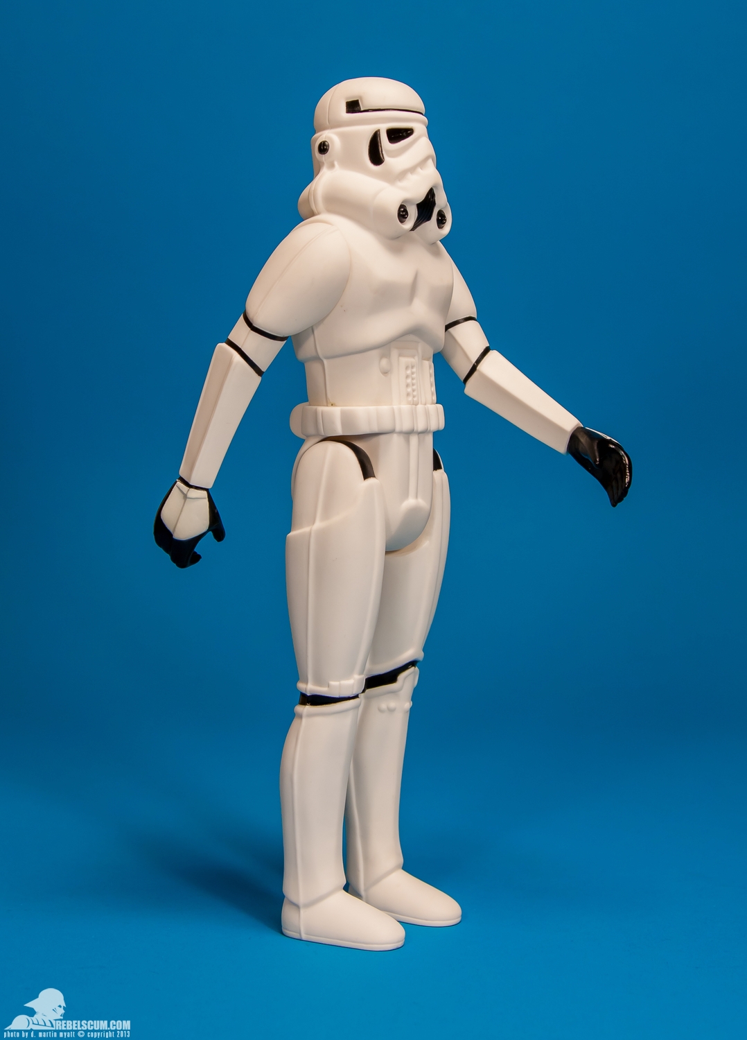 Stormtrooper-Jumbo-Kenner-Gentle-Giant-002.jpg