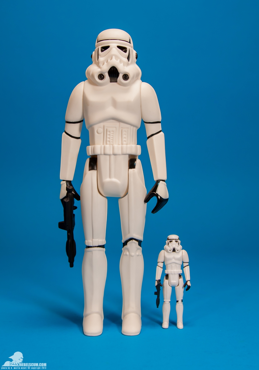 Stormtrooper-Jumbo-Kenner-Gentle-Giant-011.jpg