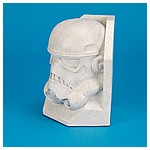 Stormtrooper-Stoneworks-Helmet-Bookend-Gentle-Giant-003.jpg