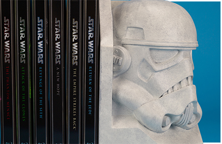 Stormtrooper Stoneworks Helmet Bookend from Gentle Giant Ltd. Stormtrooper Stoneworks Helmet Bookend from Gentle Giant Ltd.