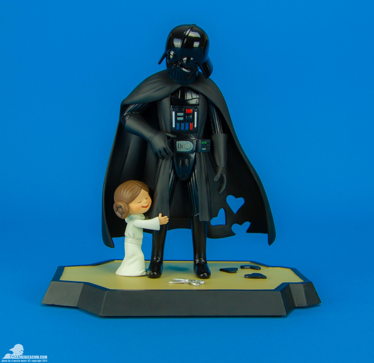 Vaders-Little-Princess-Deluxe-Maquette-Gentle-Giant-Ltd-001.jpg