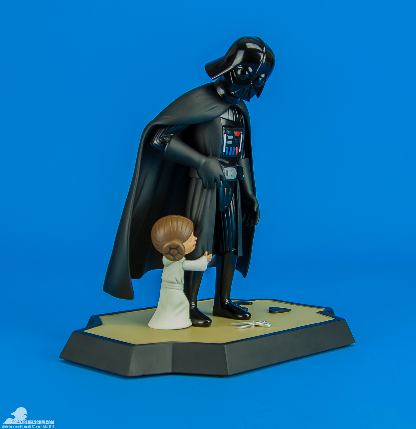 Vaders-Little-Princess-Deluxe-Maquette-Gentle-Giant-Ltd-002.jpg