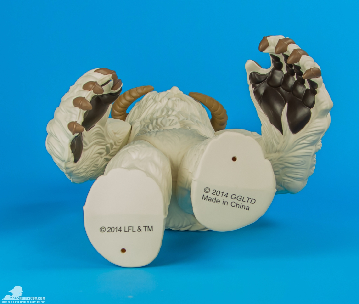 Wampa-Gentle-Giant-Ltd-Jumbo-Kenner-013.jpg