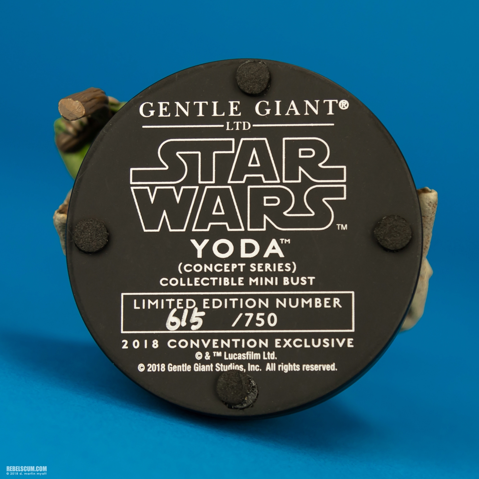 Yoda-Concept-Series-Mini-Bust-Gentle-Giant-Star-Wars-005.jpg