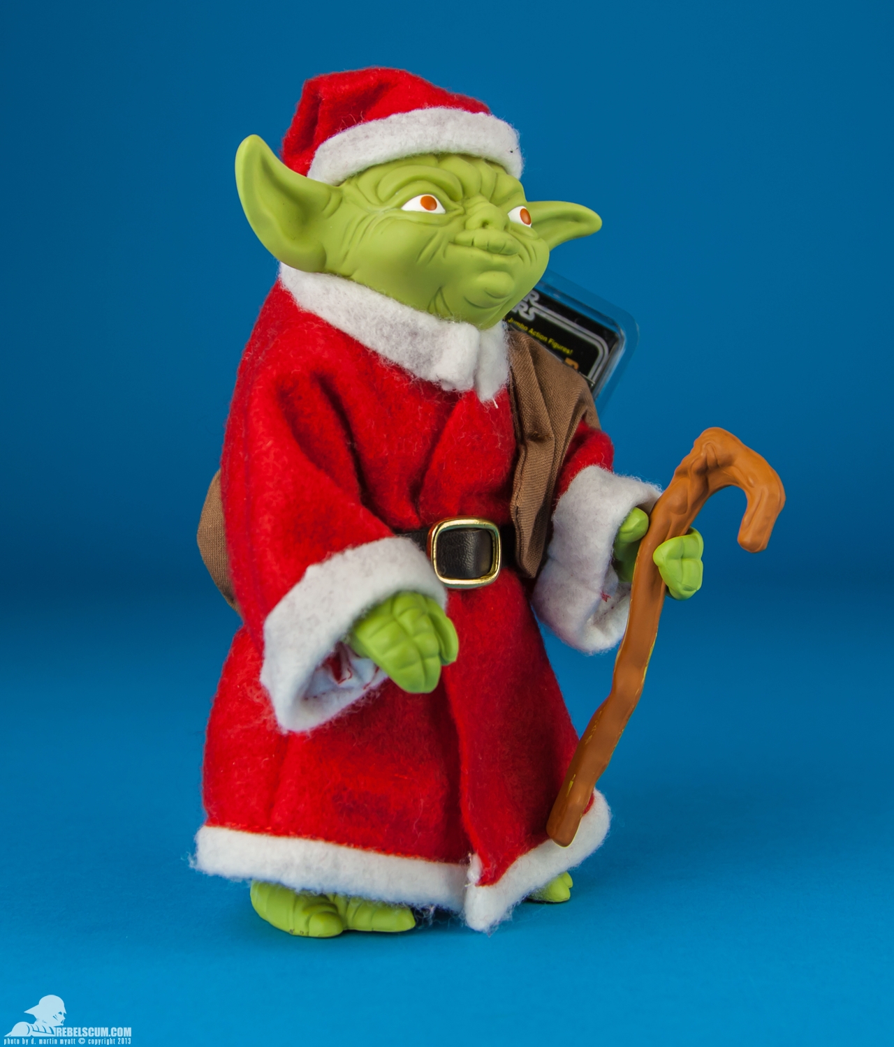 Yoda-Holiday-Edition-Gentle-Giant-Ltd-Jumbo-Kenner-002.jpg