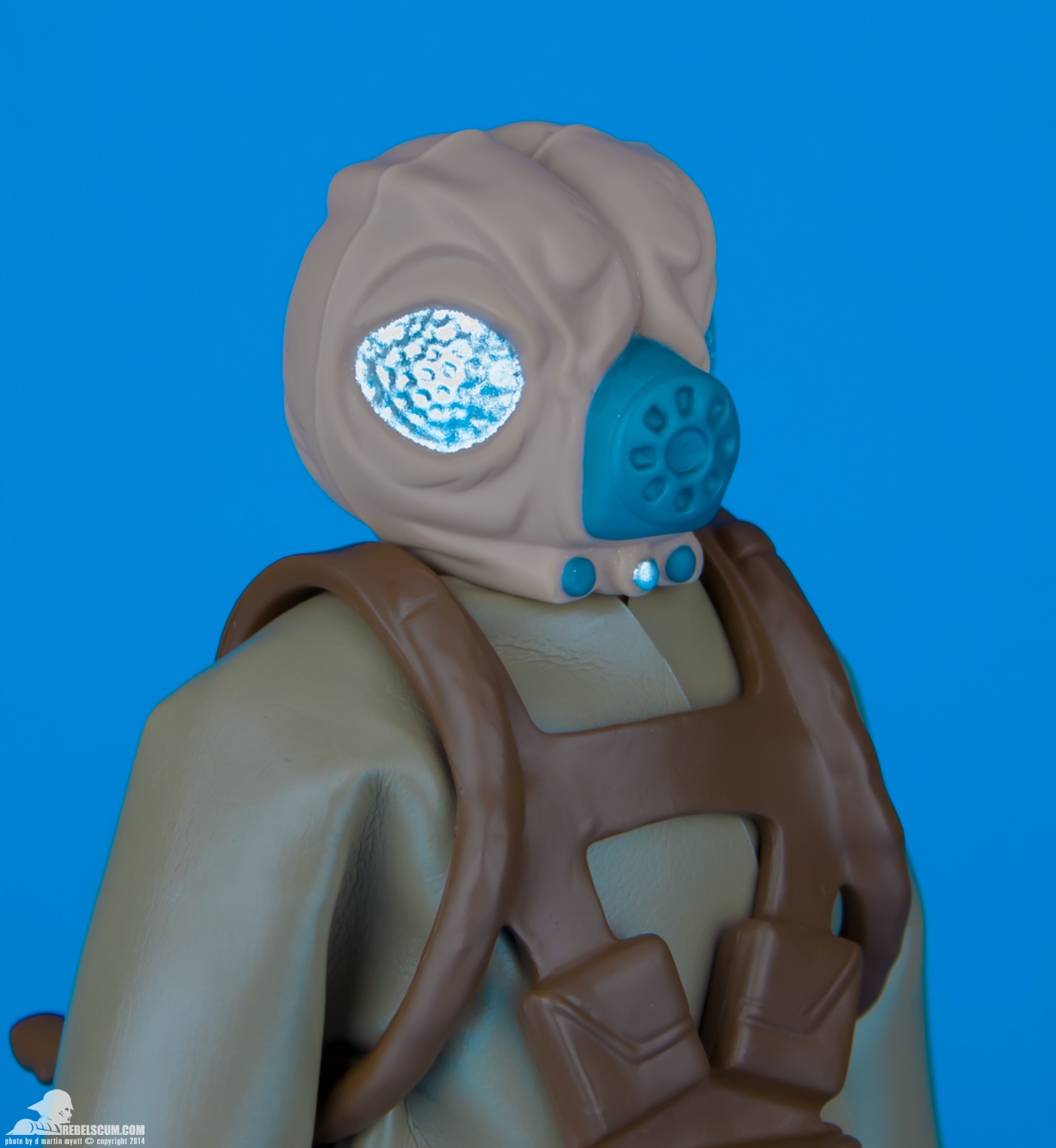 Zuckuss-4-LOM-Gentle-Giant-Ltd-Jumbo-Kenner-010.jpg