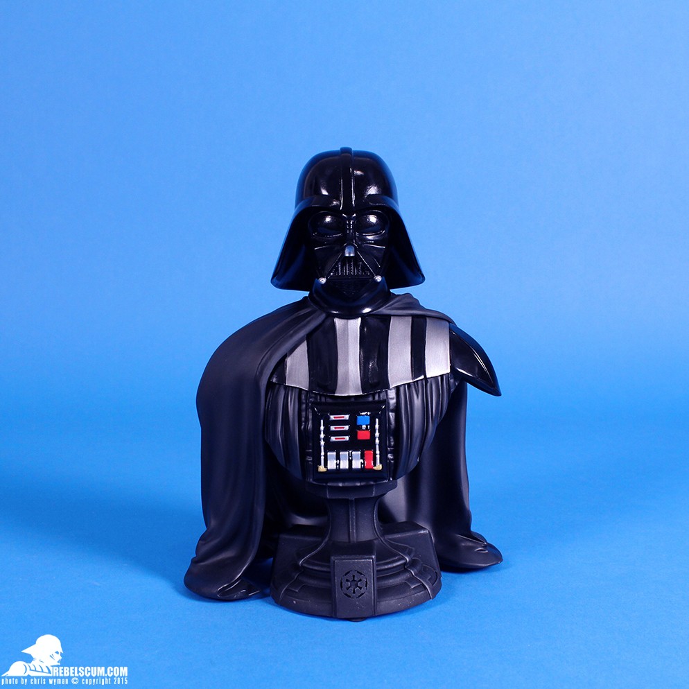 2015-Gentle-Giant-Premier-Guild-Exclusive-Darth-Vader-Classic-Bust009.jpg