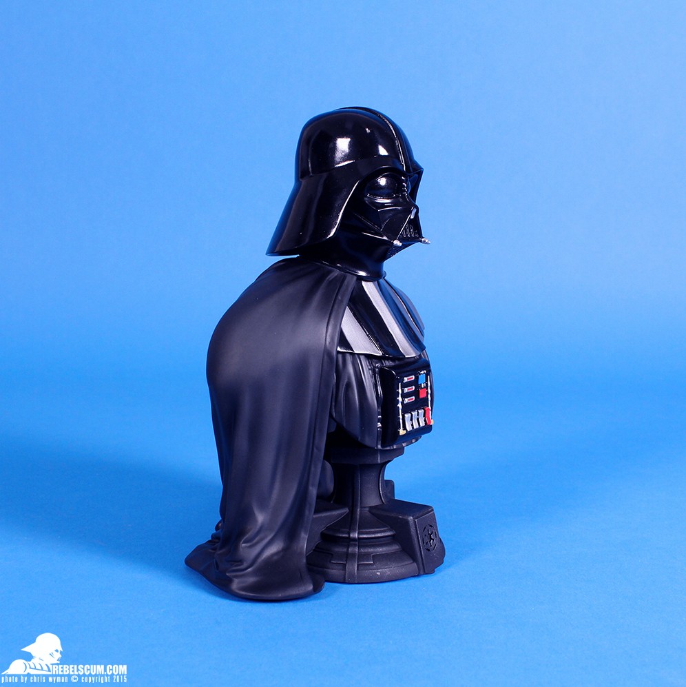 2015-Gentle-Giant-Premier-Guild-Exclusive-Darth-Vader-Classic-Bust010.jpg