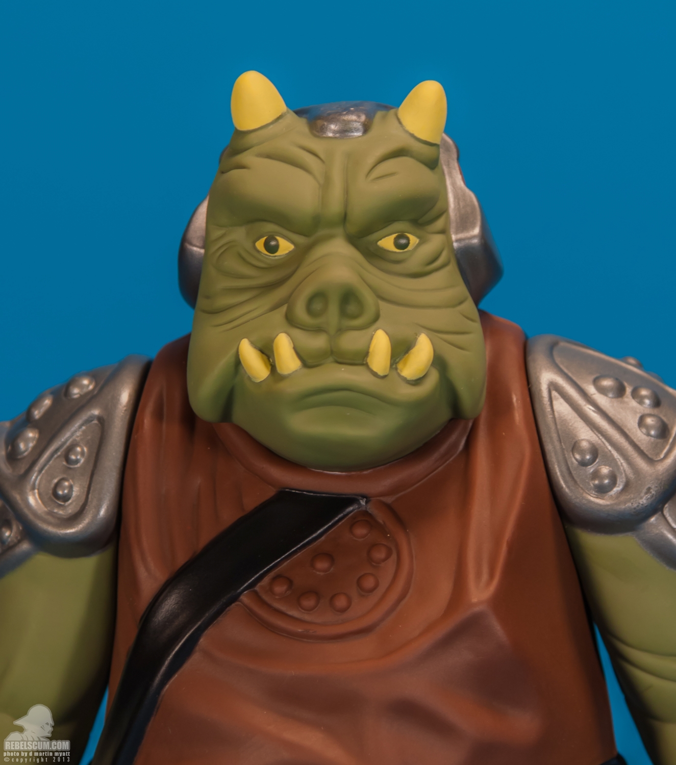 Gamorrean_Guard_Jumbo_Kenner_Figure_Gentle_Giant_Ltd-005.jpg