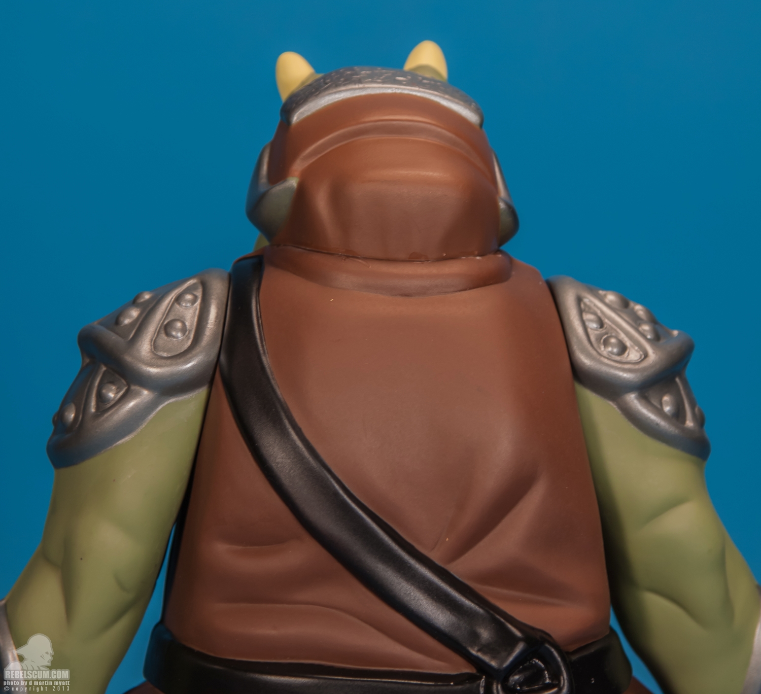 Gamorrean_Guard_Jumbo_Kenner_Figure_Gentle_Giant_Ltd-008.jpg