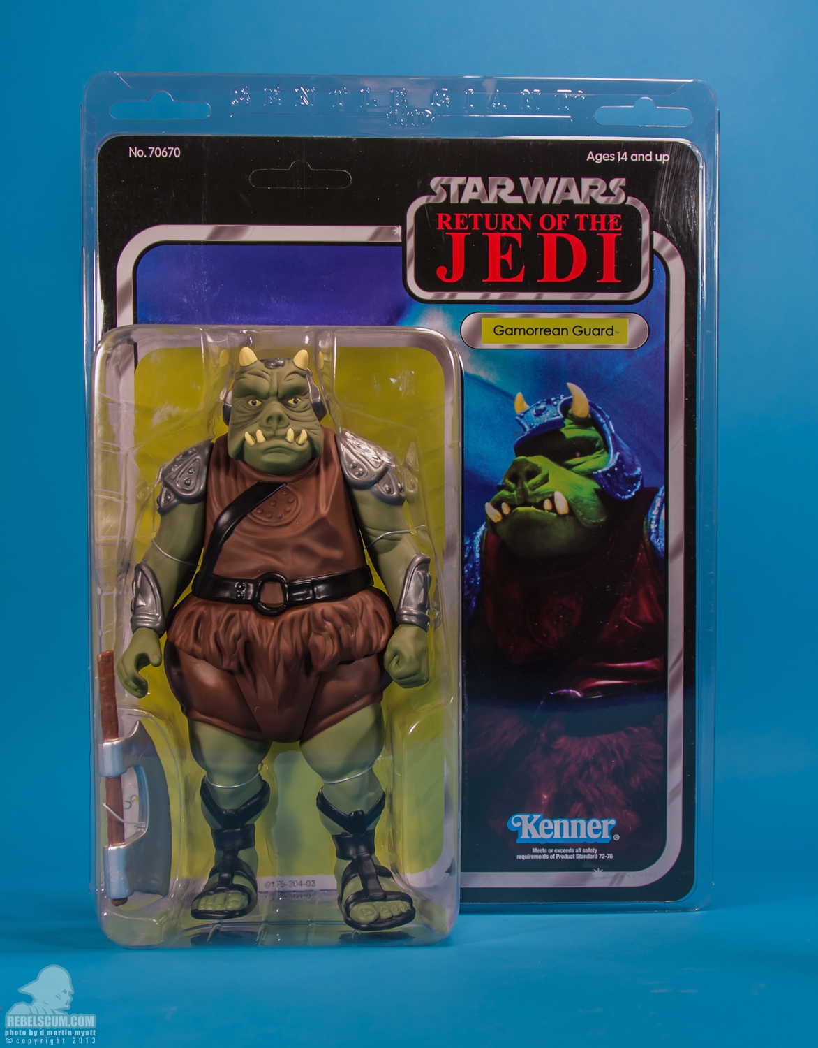 Gamorrean_Guard_Jumbo_Kenner_Figure_Gentle_Giant_Ltd-013.jpg