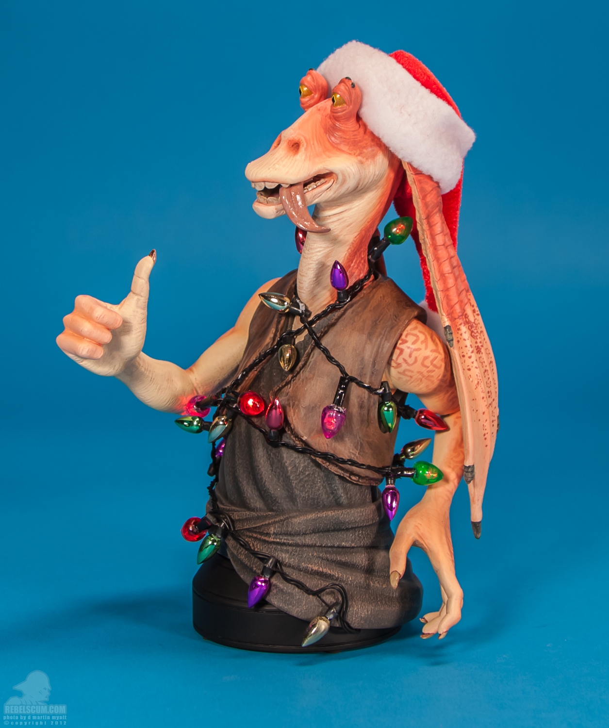 Jar_Jar_Binks_Seasons_Greetings_Holiday_Gift_Mini_Bust_Gentle_Giant-03.jpg