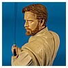 Obi-Wan_Kenobi_ROTS_Exclusive_Mini_Bust_Gentle_Giant-07.jpg