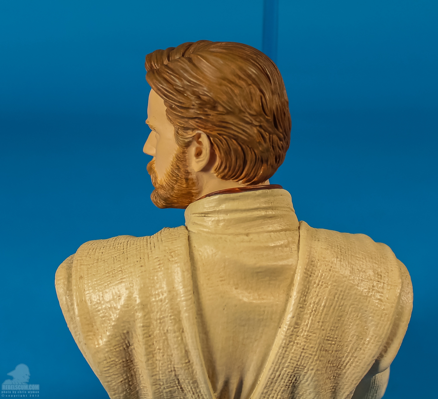 Obi-Wan_Kenobi_ROTS_Exclusive_Mini_Bust_Gentle_Giant-08.jpg
