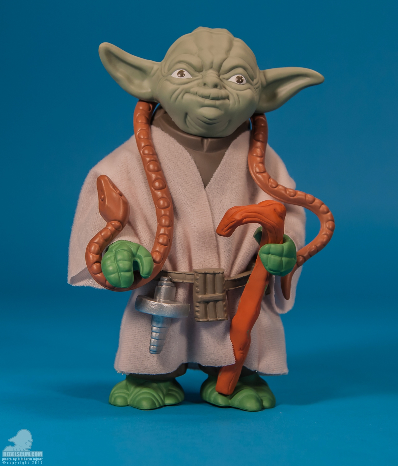 Yoda_Brown_Snake_Gentle_Giant_Kenner_Jumbo-01.jpg