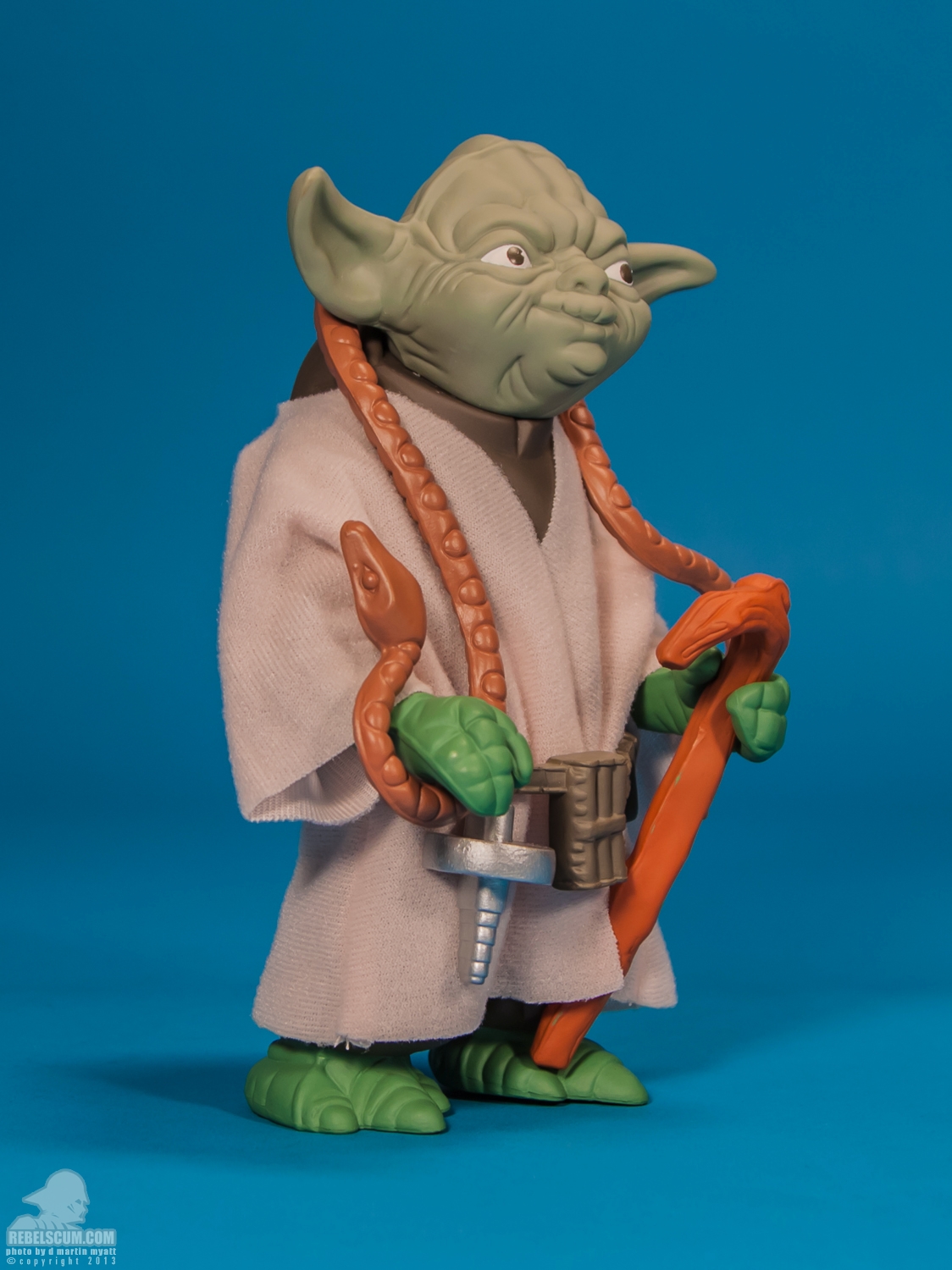 Yoda_Brown_Snake_Gentle_Giant_Kenner_Jumbo-02.jpg