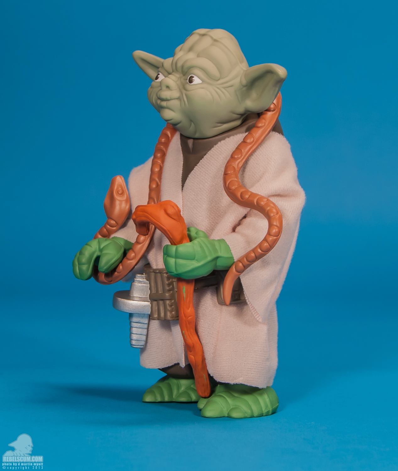 Yoda_Brown_Snake_Gentle_Giant_Kenner_Jumbo-03.jpg