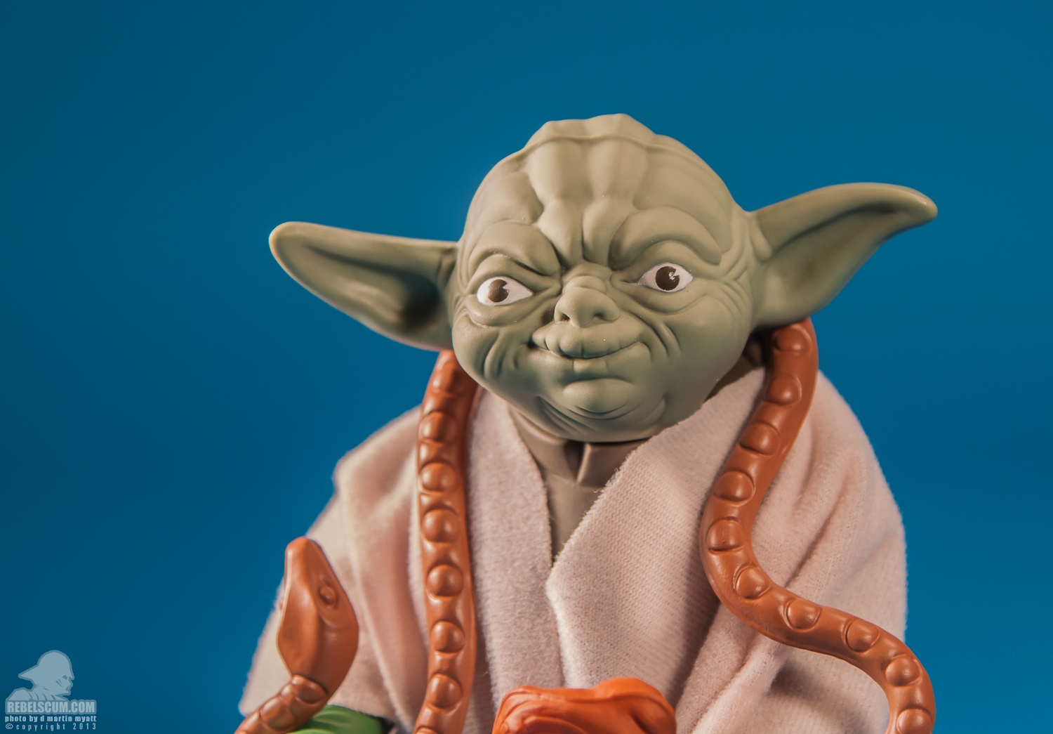 Yoda_Brown_Snake_Gentle_Giant_Kenner_Jumbo-17.jpg