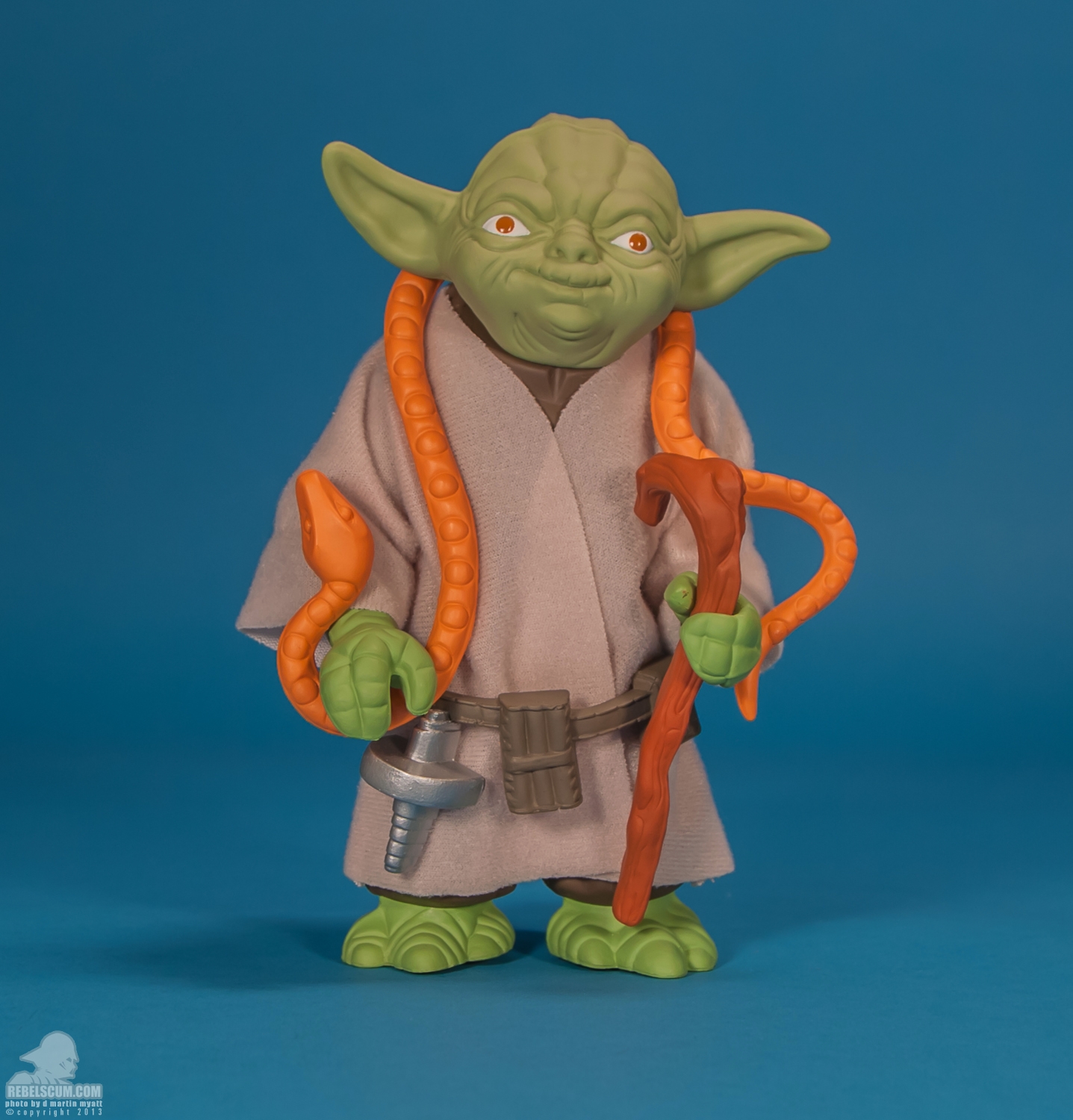 Yoda_Orange_Snake_Gentle_Giant_Kenner_Jumbo-01.jpg