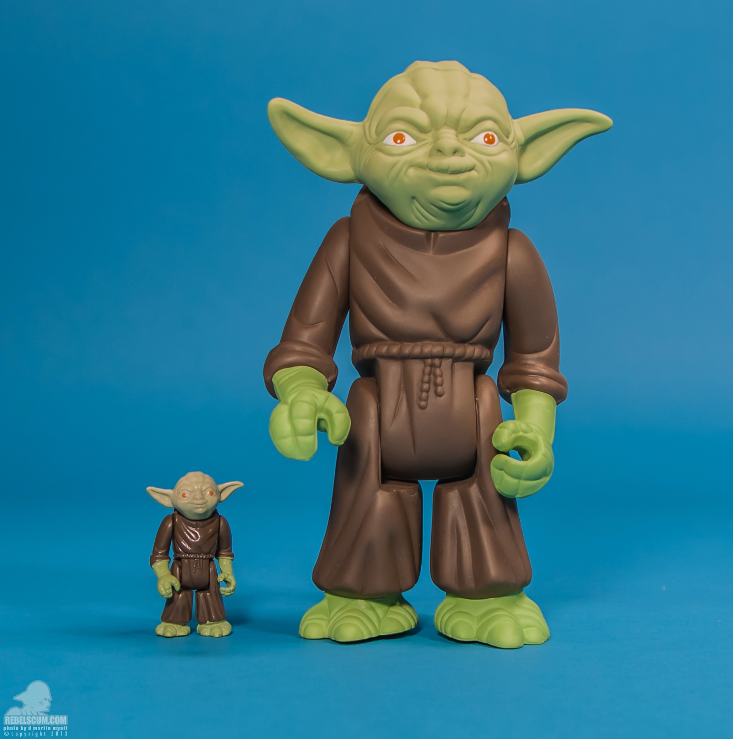 Yoda_Orange_Snake_Gentle_Giant_Kenner_Jumbo-13.jpg