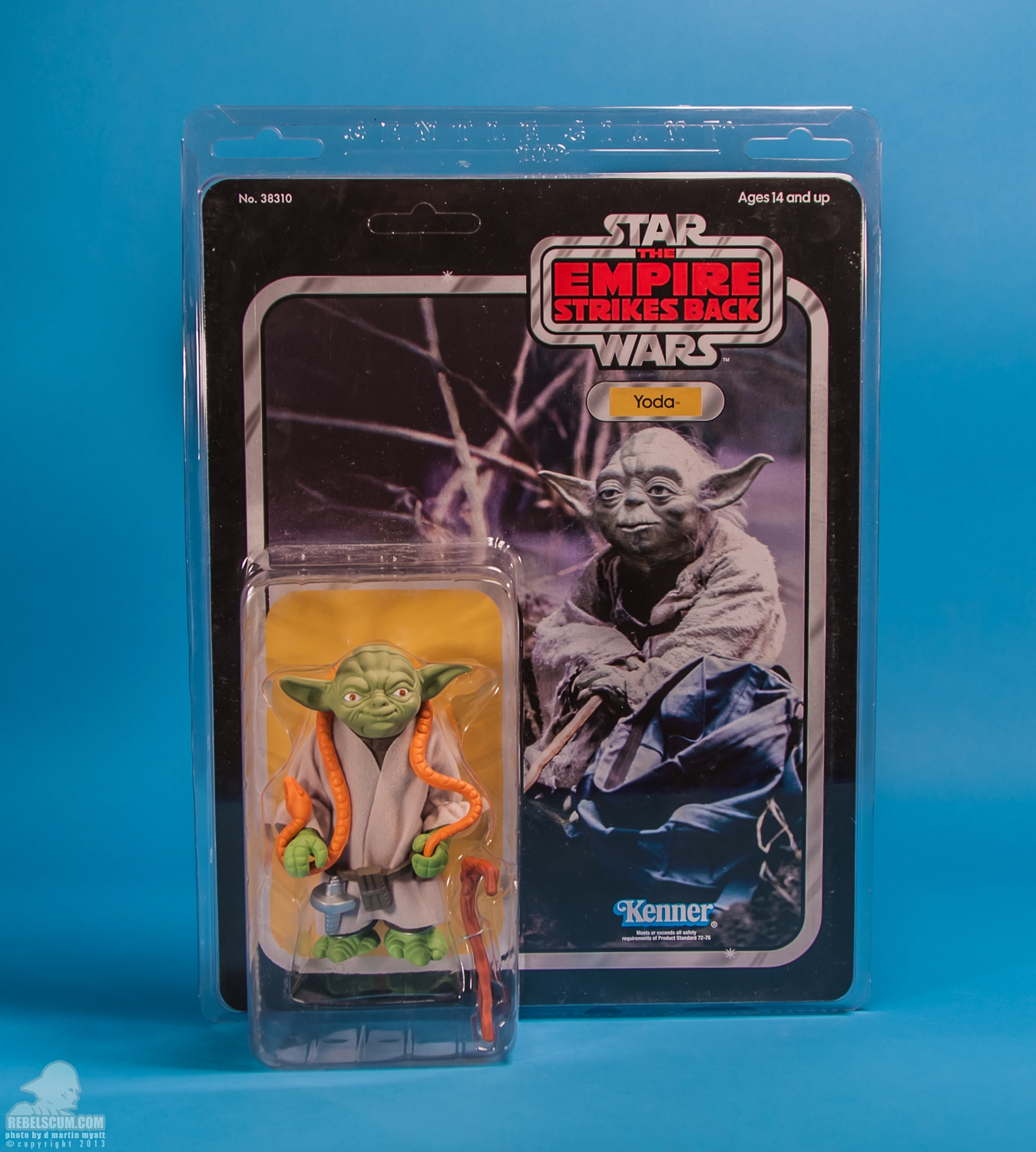 Yoda_Orange_Snake_Gentle_Giant_Kenner_Jumbo-17.jpg