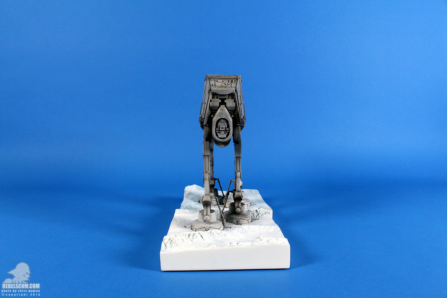 imperial-at-at-walker-bookends-gentle-giant-004.jpg