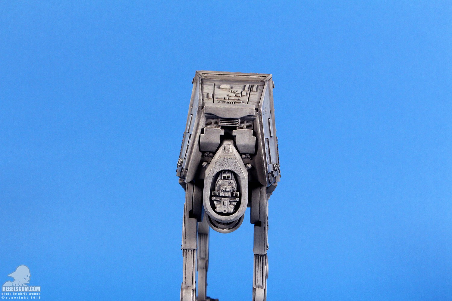 imperial-at-at-walker-bookends-gentle-giant-008.jpg