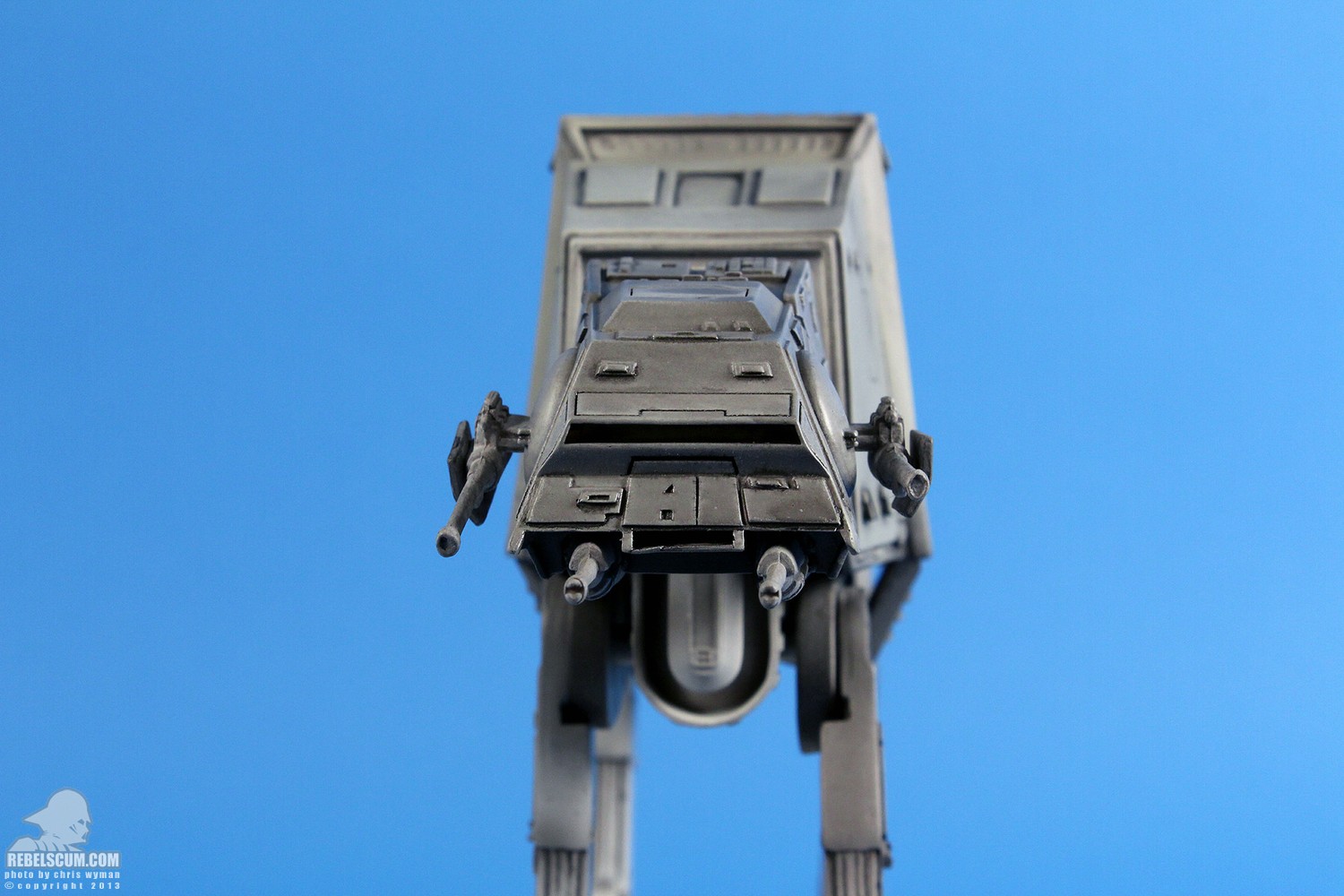 imperial-at-at-walker-bookends-gentle-giant-009.jpg