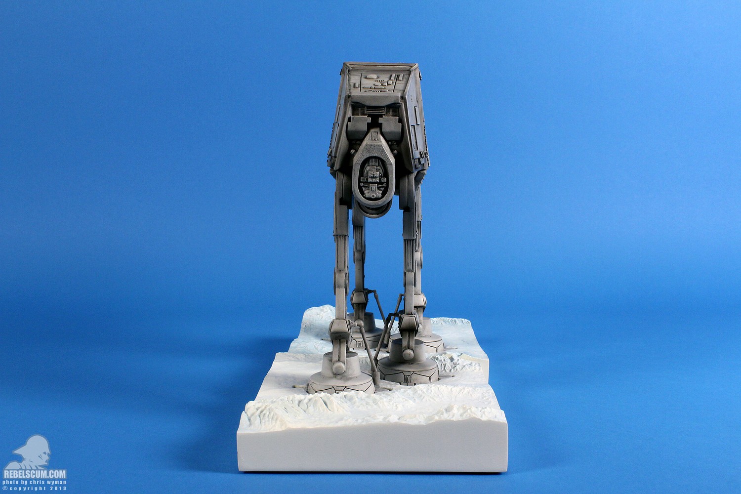 imperial-at-at-walker-bookends-gentle-giant-018.jpg