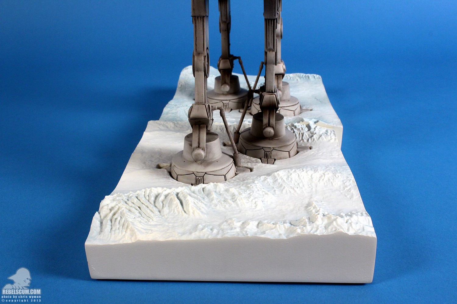 imperial-at-at-walker-bookends-gentle-giant-020.jpg