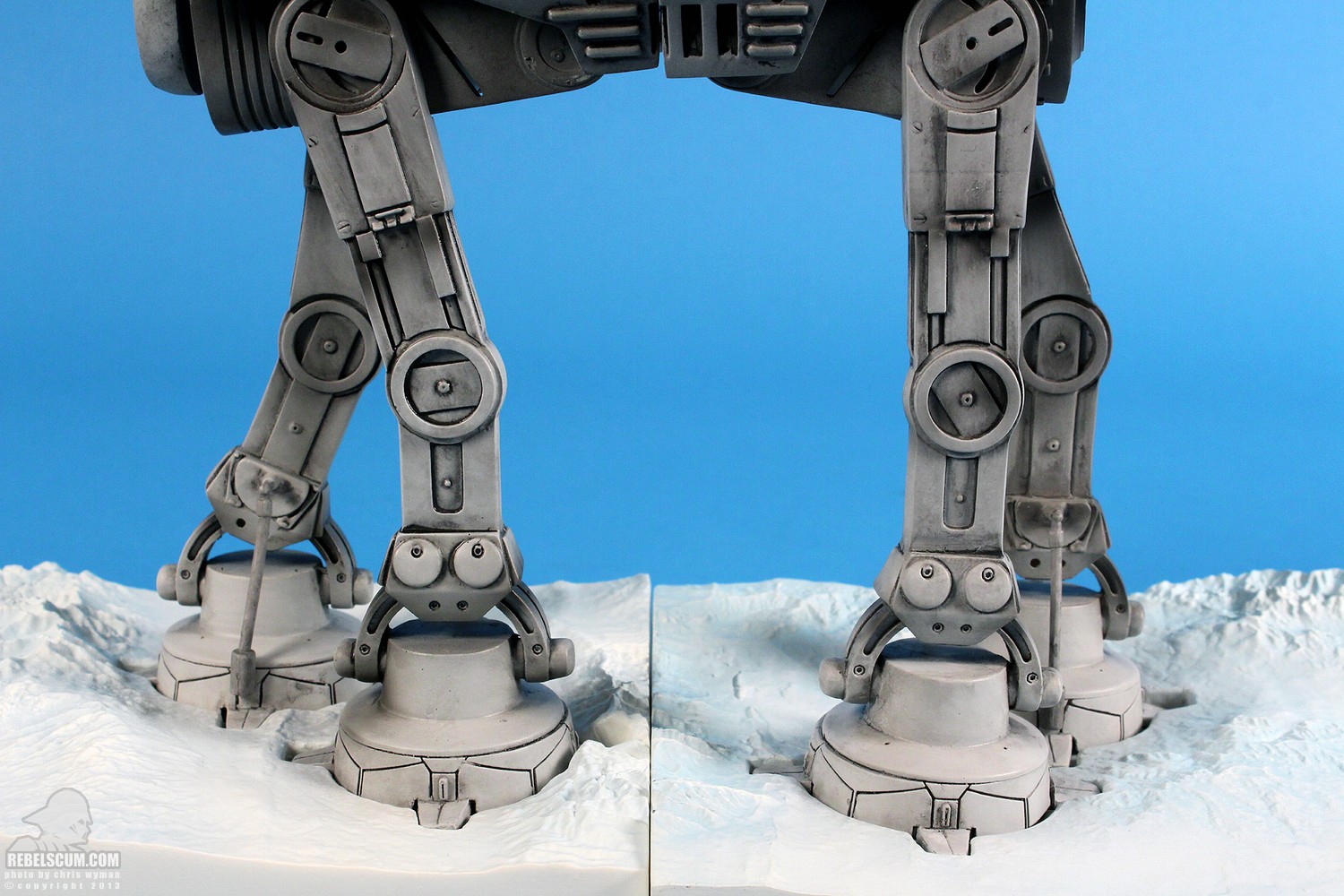 imperial-at-at-walker-bookends-gentle-giant-021.jpg