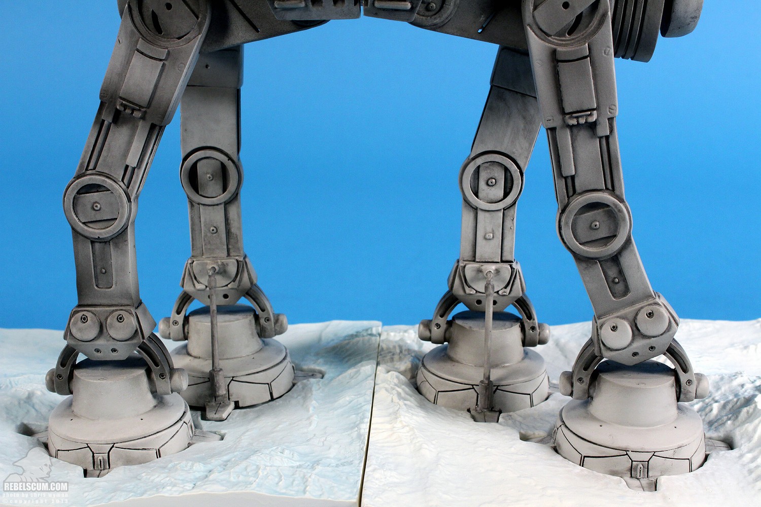 imperial-at-at-walker-bookends-gentle-giant-022.jpg
