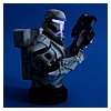 Republic-Commando-With-Light-Up-Visor-Mini-Bust-Gentle-Giant-Ltd-029.jpg